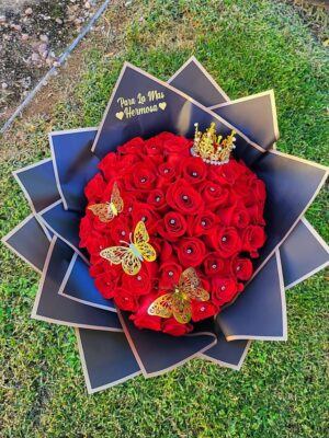 Bouquet of red roses 3